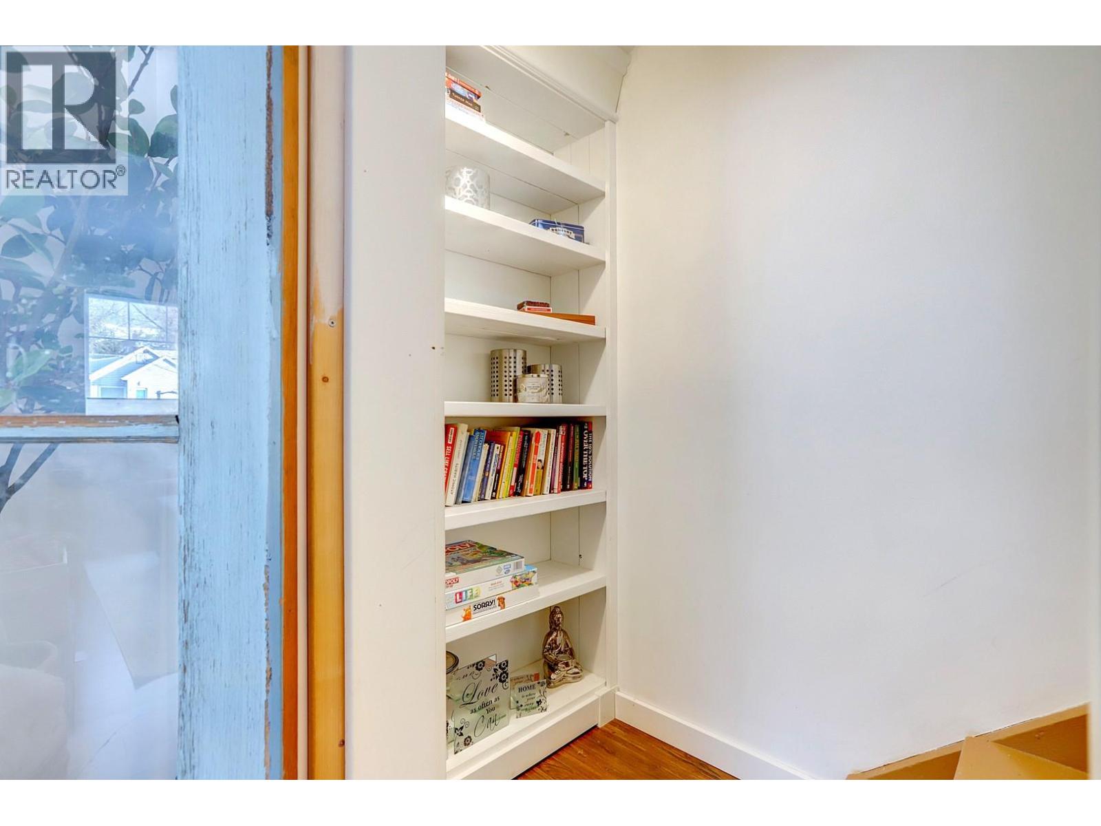 2245 Shuswap Avenue, Lumby