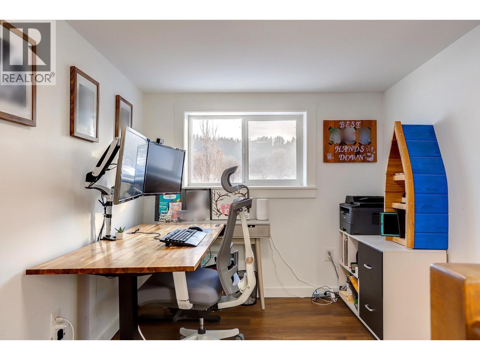 2245 Shuswap Avenue, Lumby