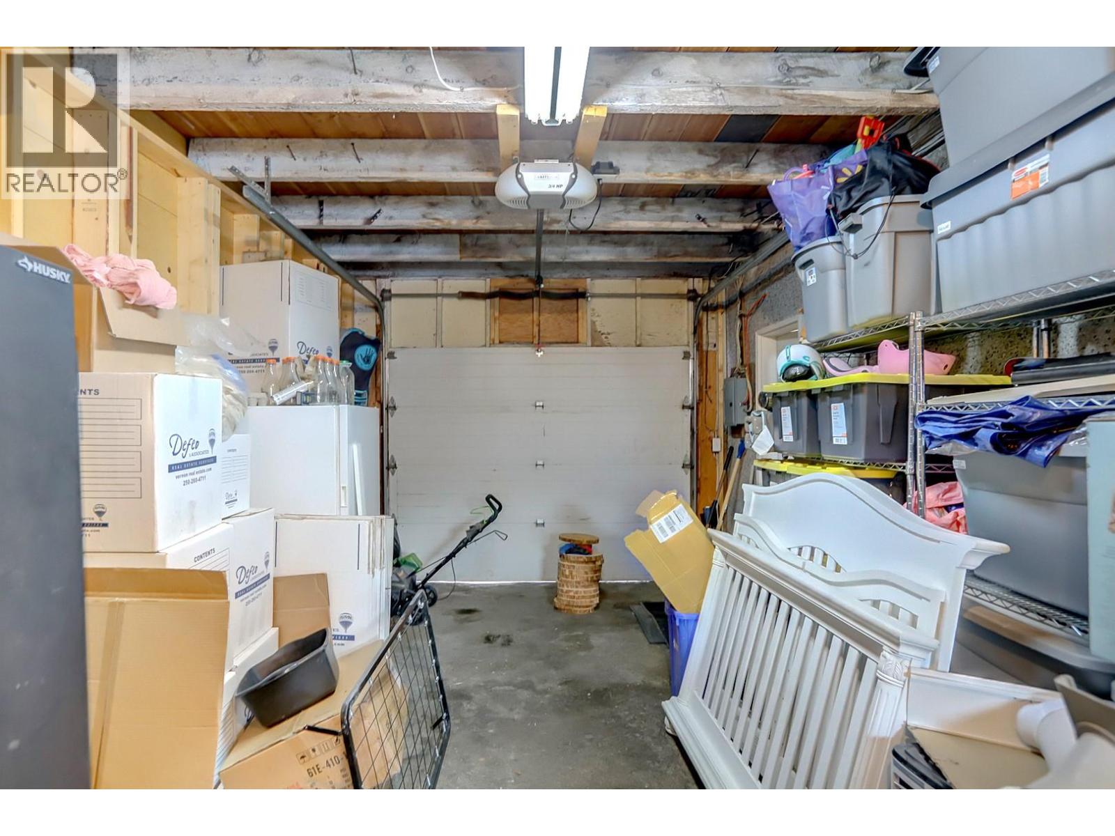 2245 Shuswap Avenue, Lumby