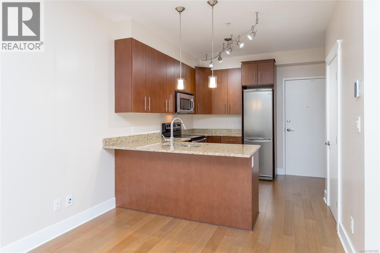 212 21 Conard St, View Royal