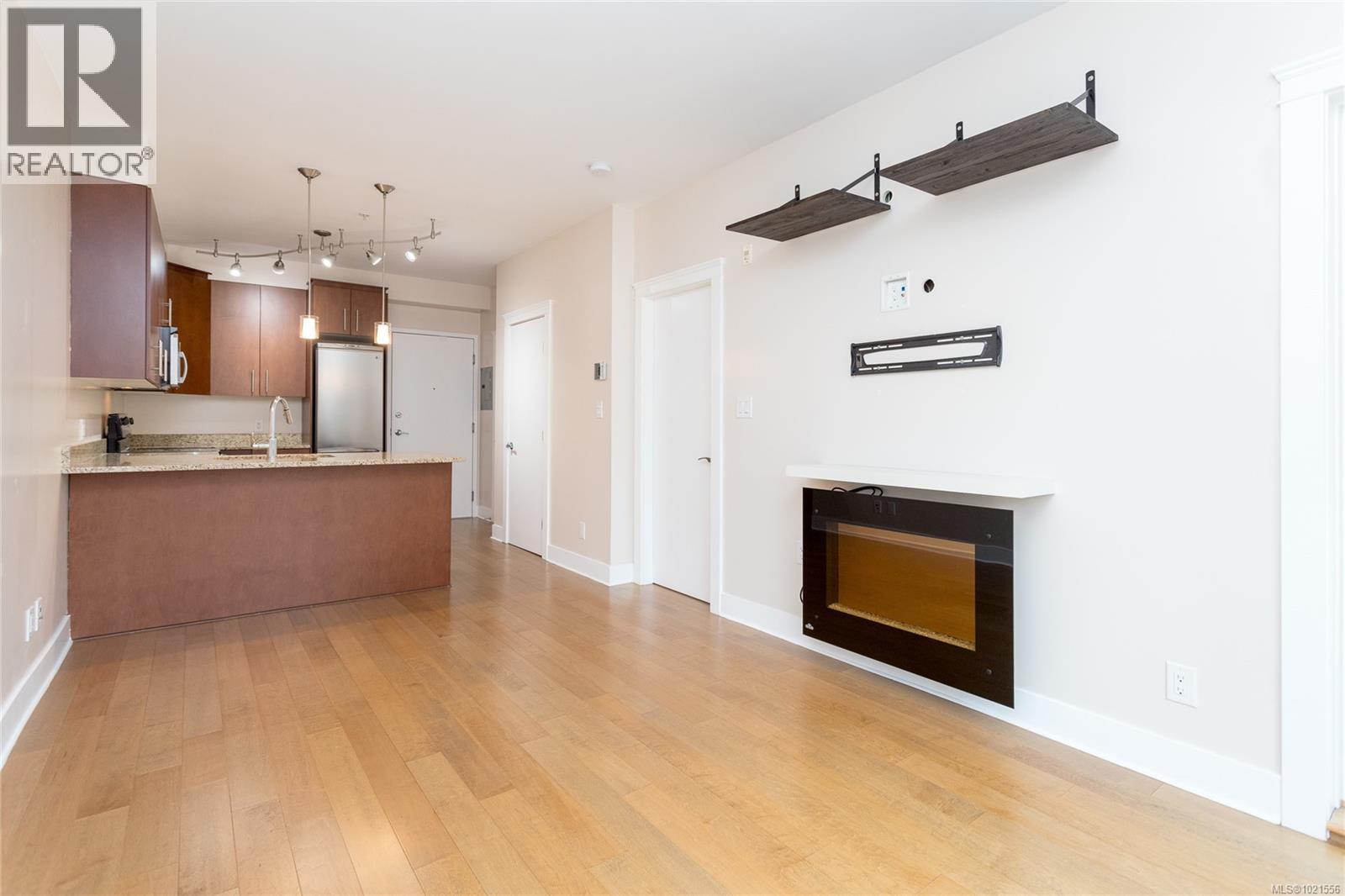 212 21 Conard St, View Royal