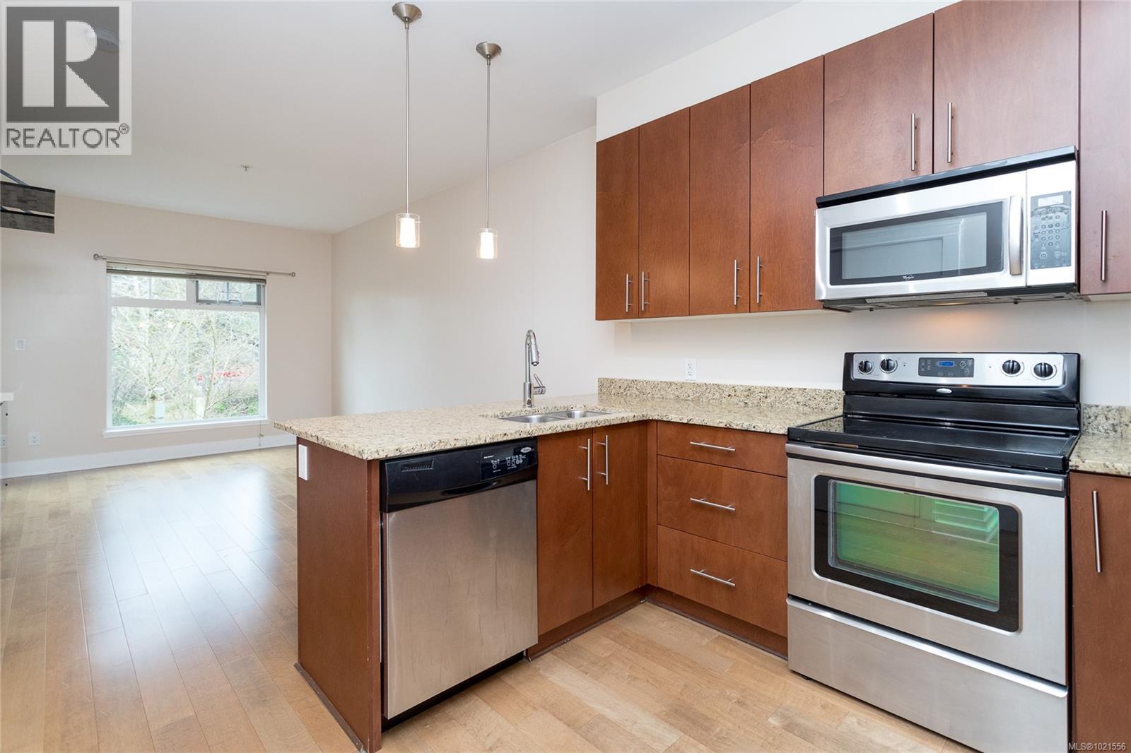 212 21 Conard St, View Royal