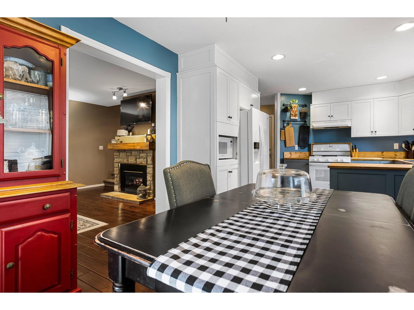 3 46906 RUSSELL ROAD, Promontory, Chilliwack