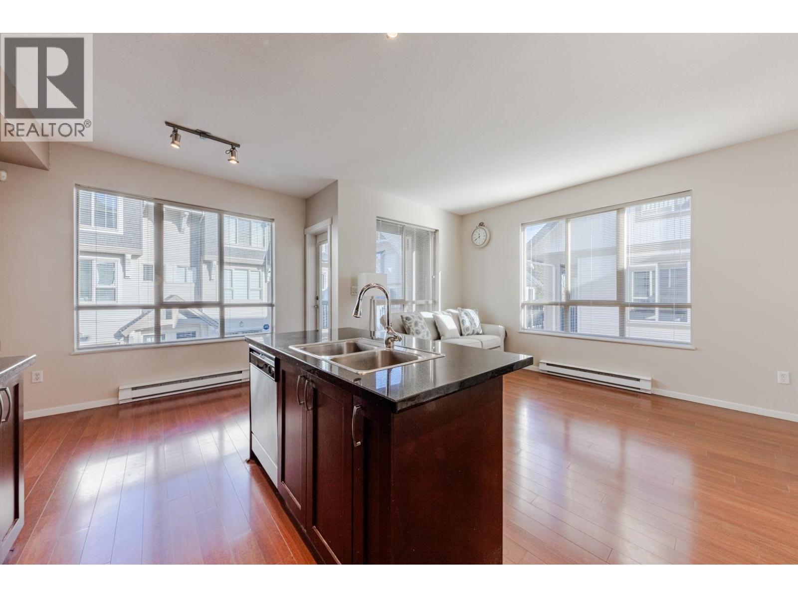 3 3065 DAYANEE SPRINGS BOULEVARD, Coquitlam