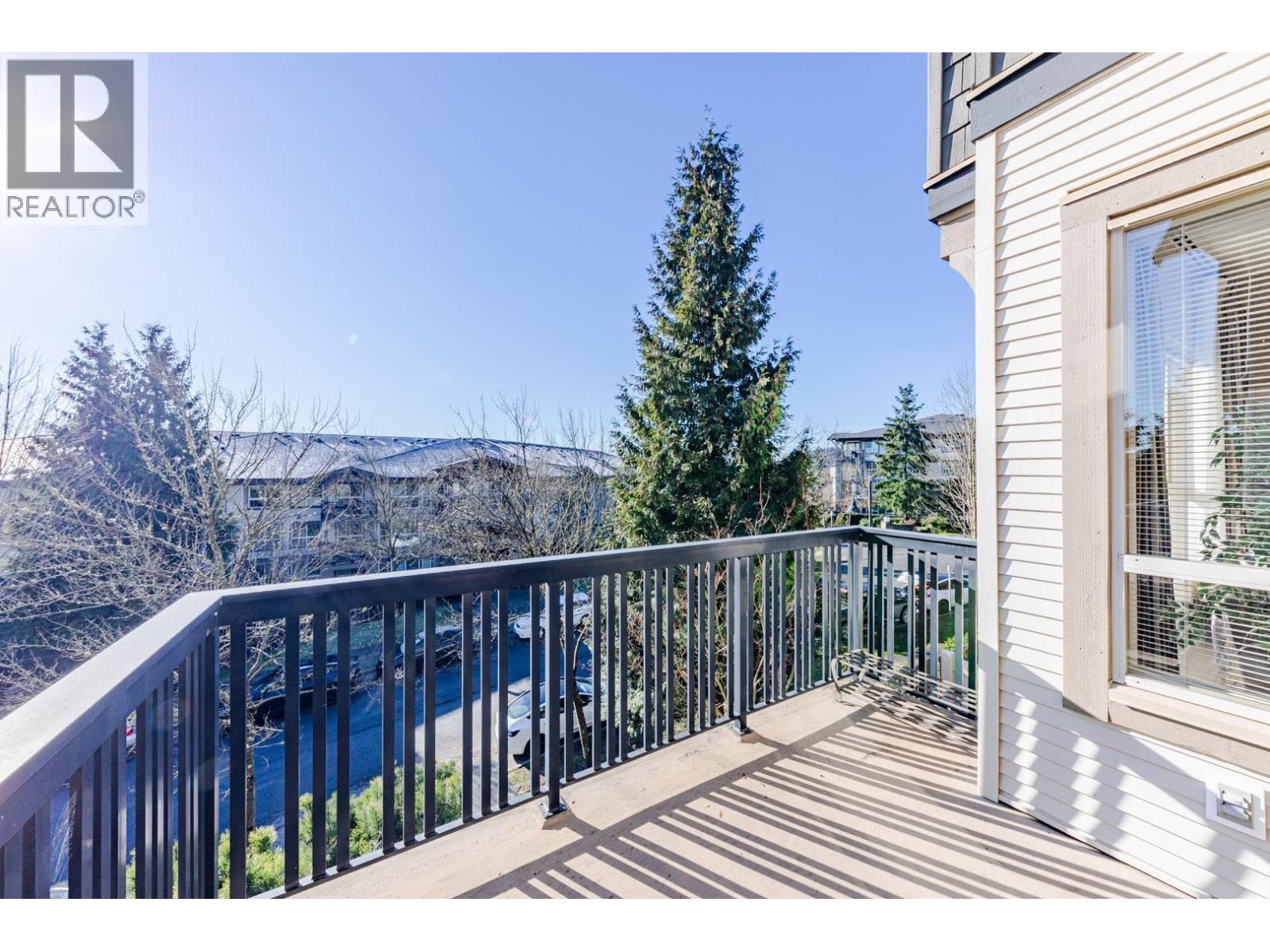 3 3065 DAYANEE SPRINGS BOULEVARD - Photo 4 of 40, Coquitlam, British Columbia