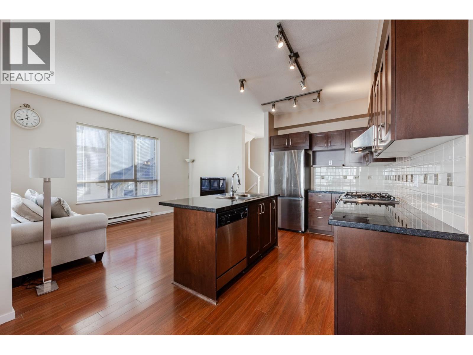 3 3065 DAYANEE SPRINGS BOULEVARD, Coquitlam