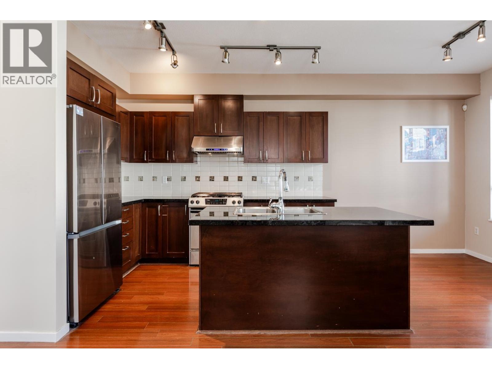 3 3065 DAYANEE SPRINGS BOULEVARD, Coquitlam