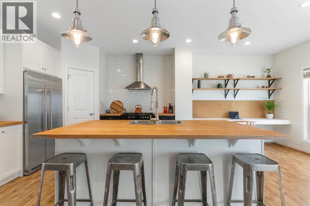 196 Jumping Pound Terrace, Cochrane