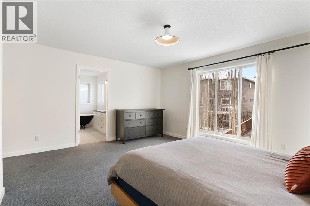 196 Jumping Pound Terrace, Cochrane