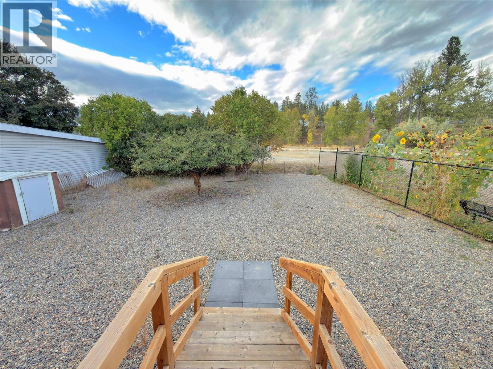 27 Fenchurch Avenue, Princeton