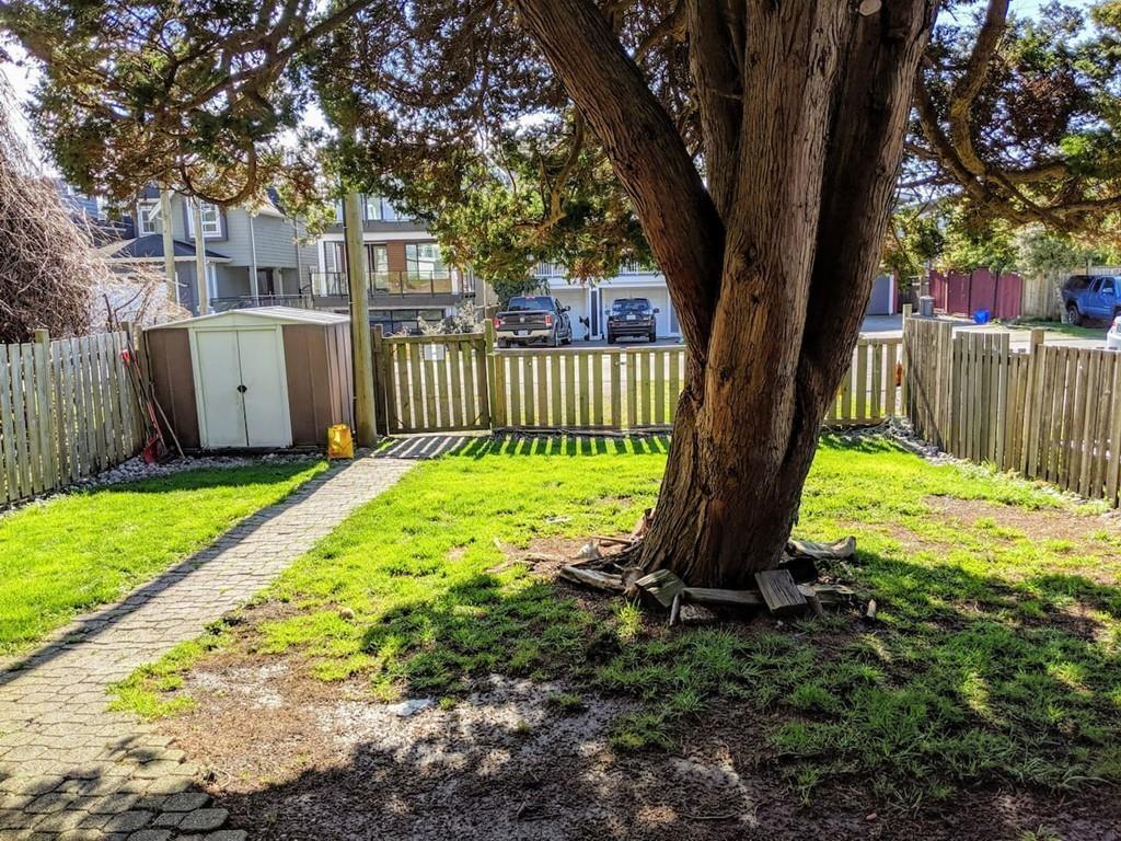 14737 GORDON AVENUE, White Rock