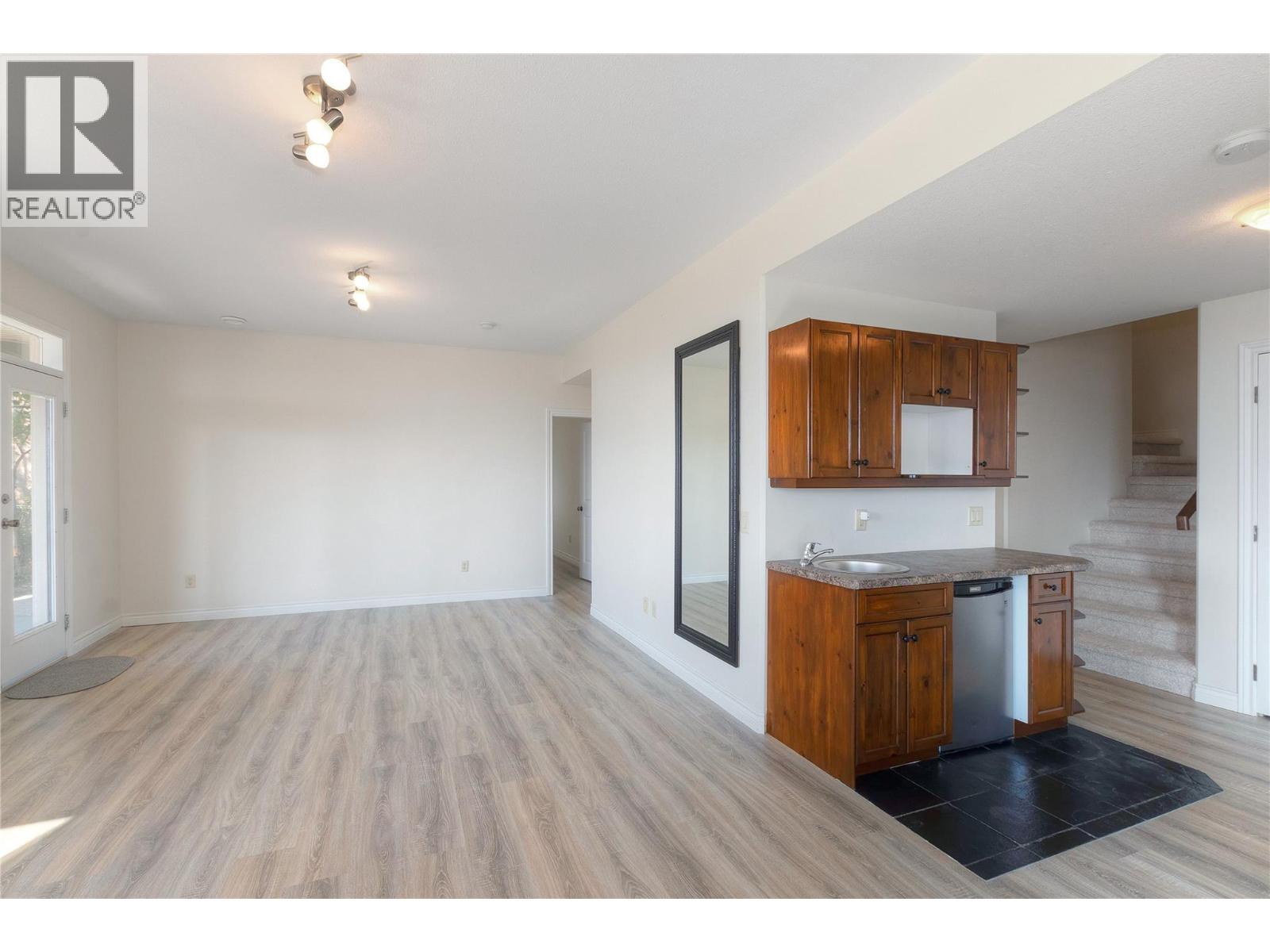  1755 Marona Court, Kelowna