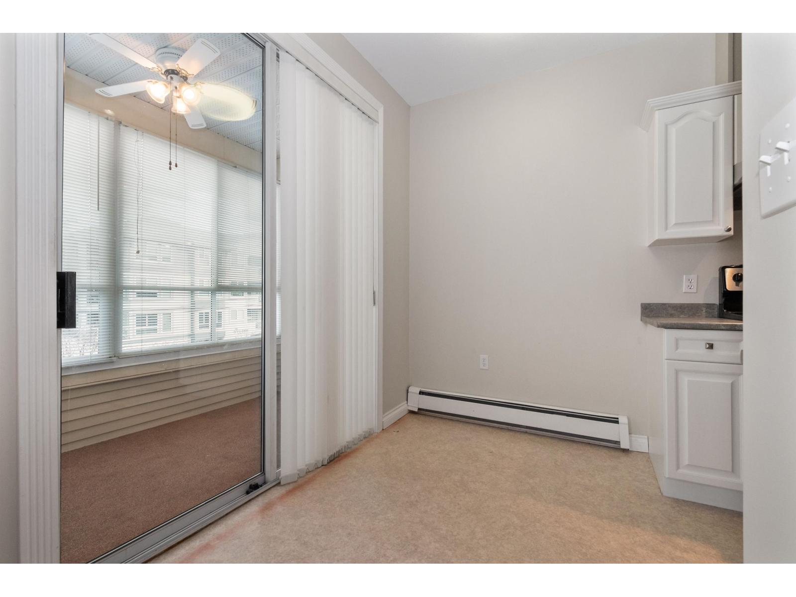 203 45770 SPADINA AVENUE, Chilliwack Downtown, Chilliwack