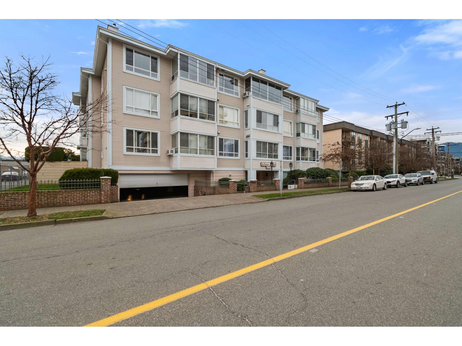 203 45770 SPADINA AVENUE, Chilliwack Downtown, Chilliwack