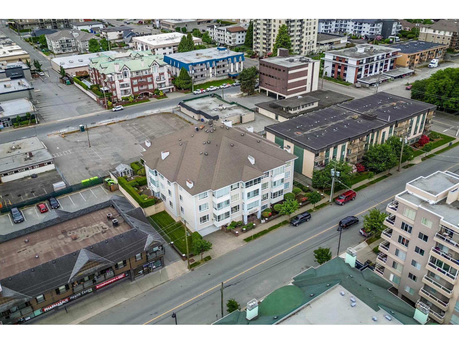 203 45770 SPADINA AVENUE, Chilliwack Downtown, Chilliwack