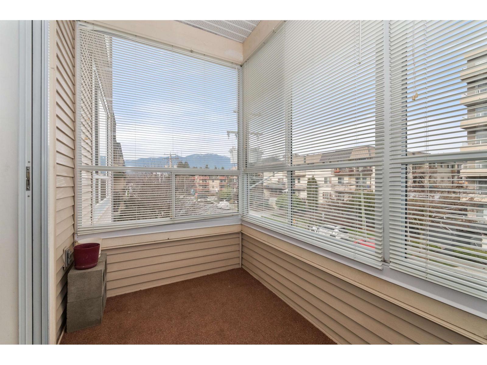 203 45770 SPADINA AVENUE, Chilliwack Downtown, Chilliwack