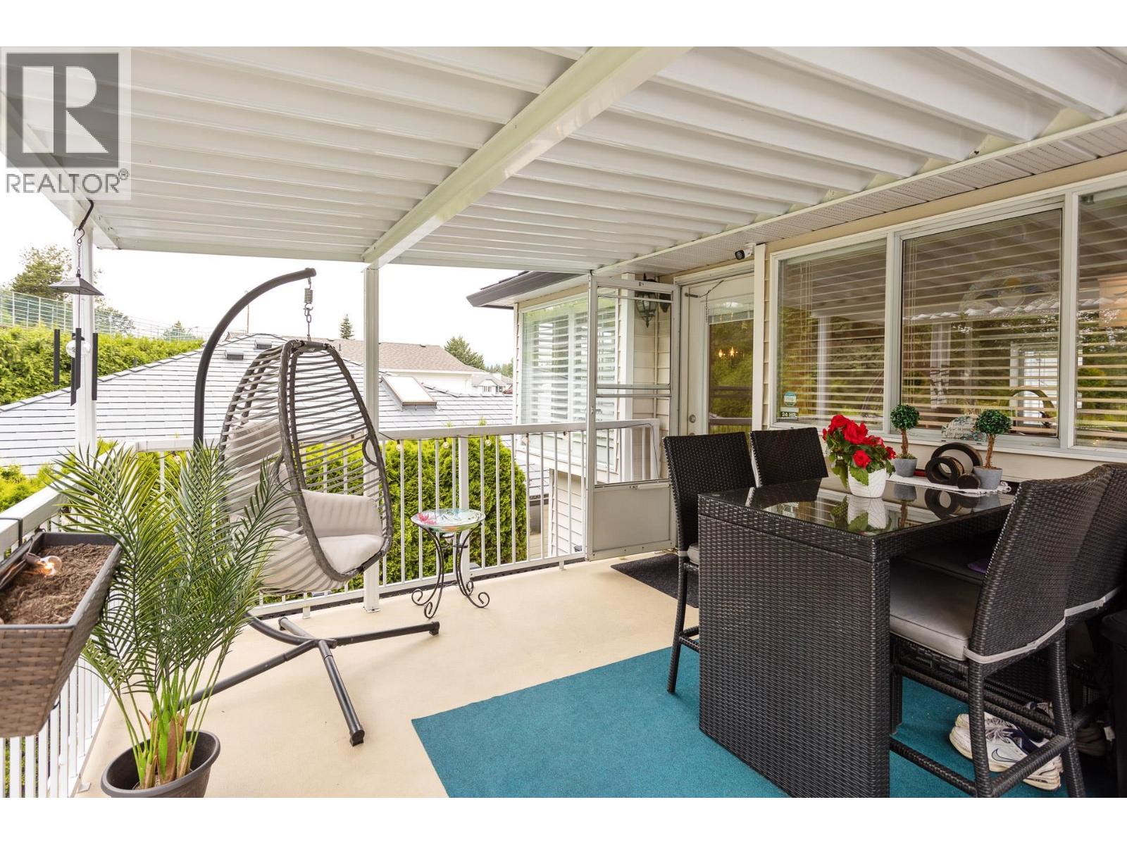 19577 SOMERSET DRIVE — photo 14