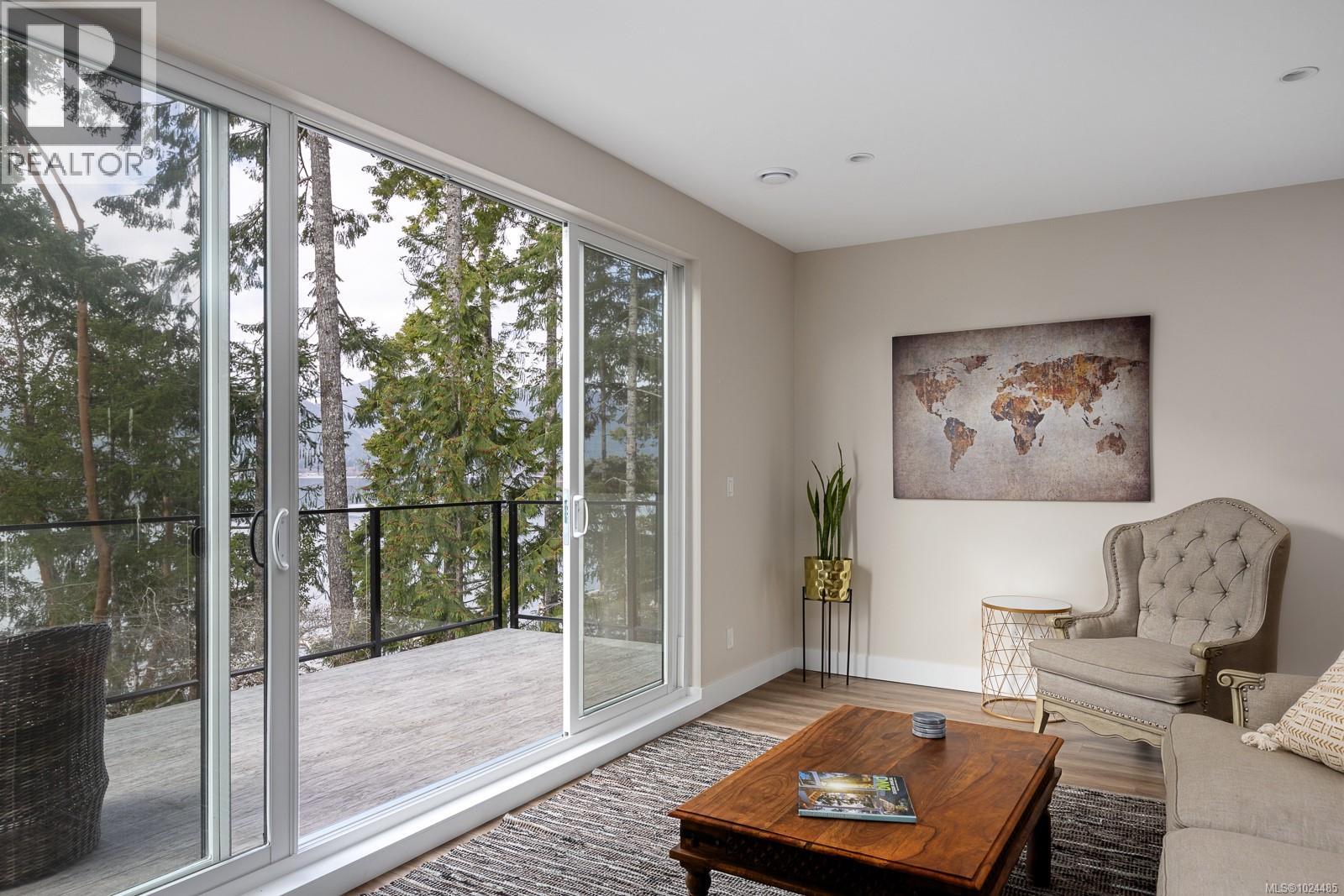 1 7470 Cottage Way, Lake Cowichan