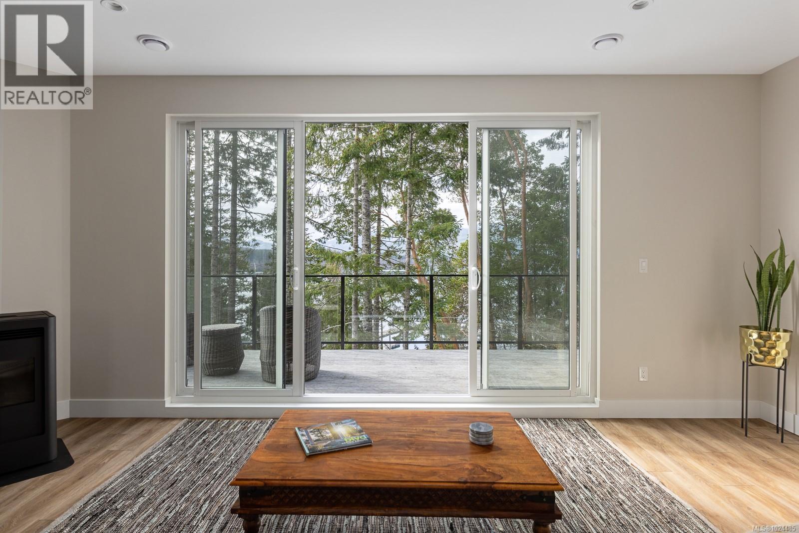 1 7470 Cottage Way, Lake Cowichan