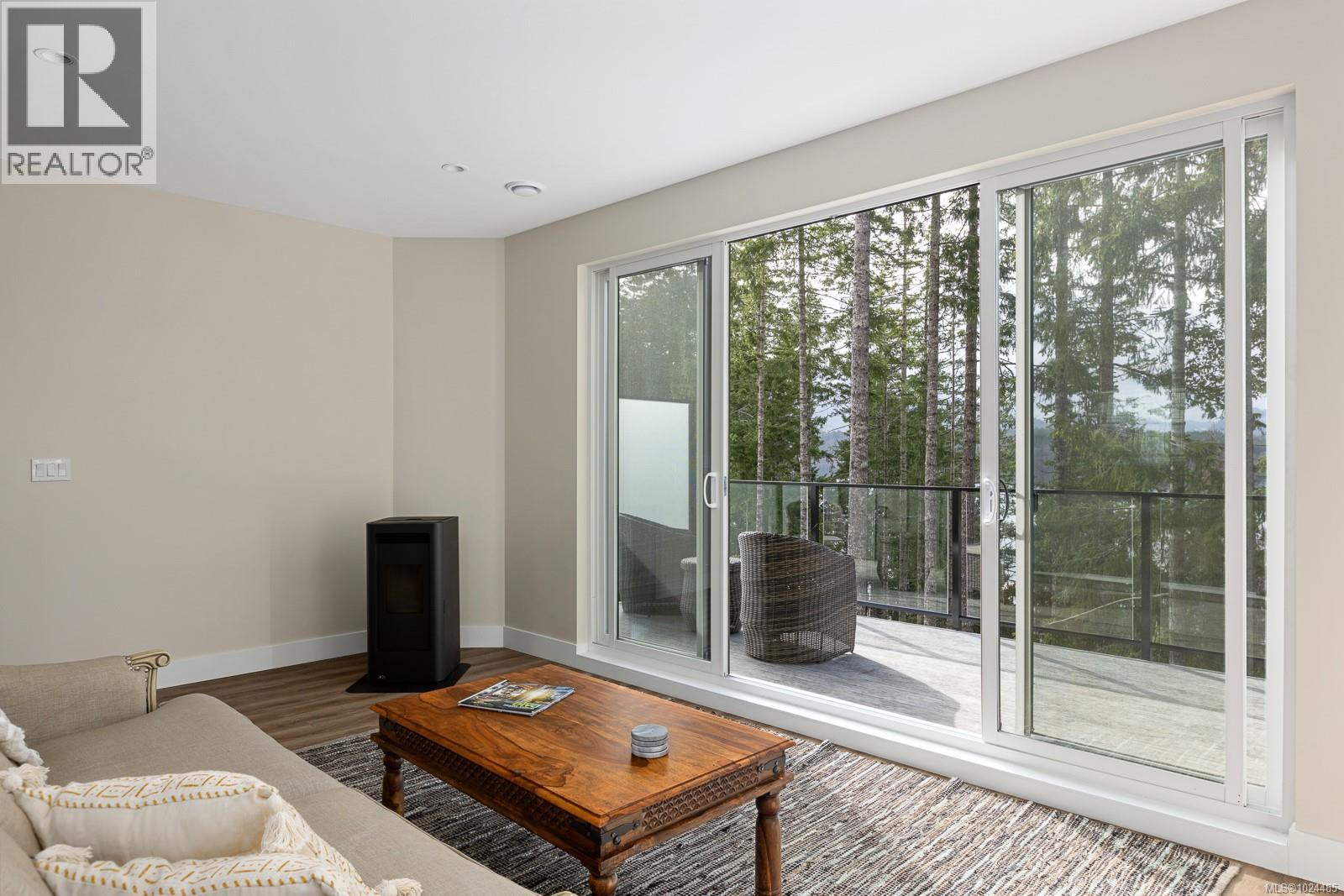 1 7470 Cottage Way, Lake Cowichan