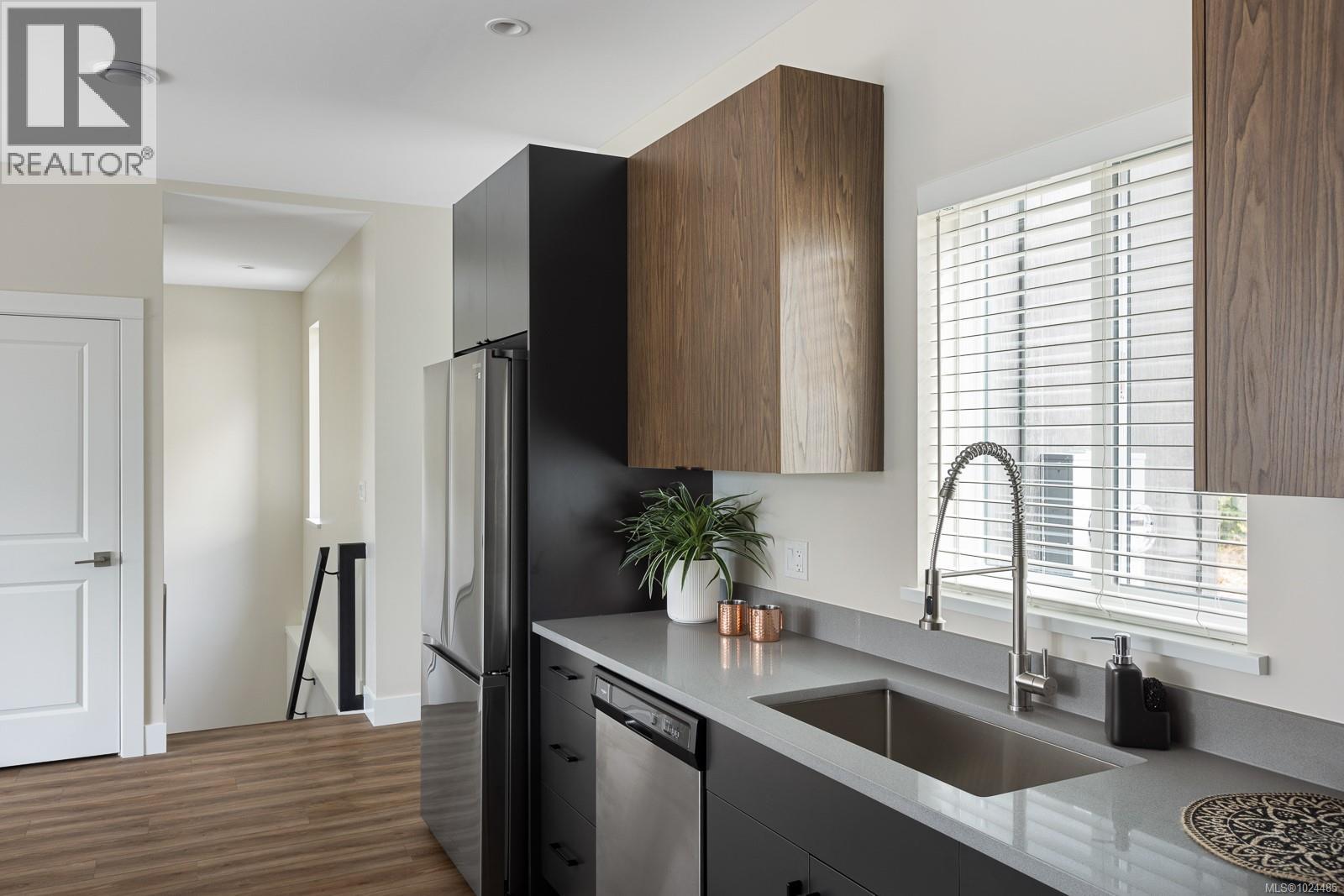 1 7470 Cottage Way, Lake Cowichan