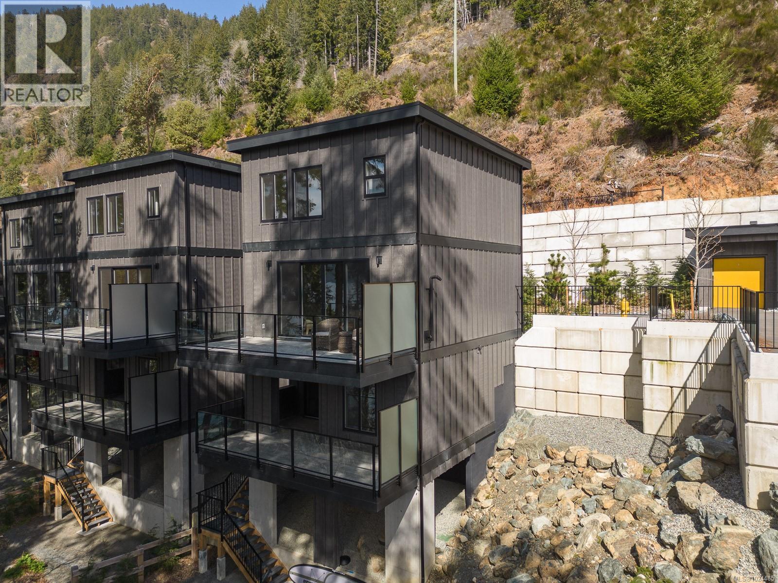 1 7470 Cottage Way, Lake Cowichan