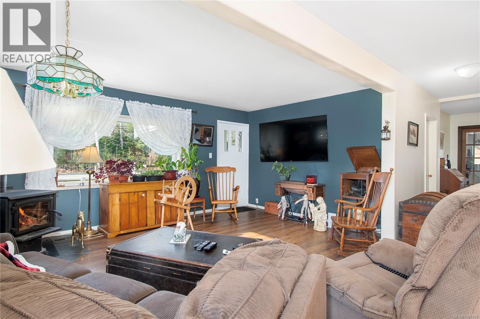 870 Sayward Rd - 22