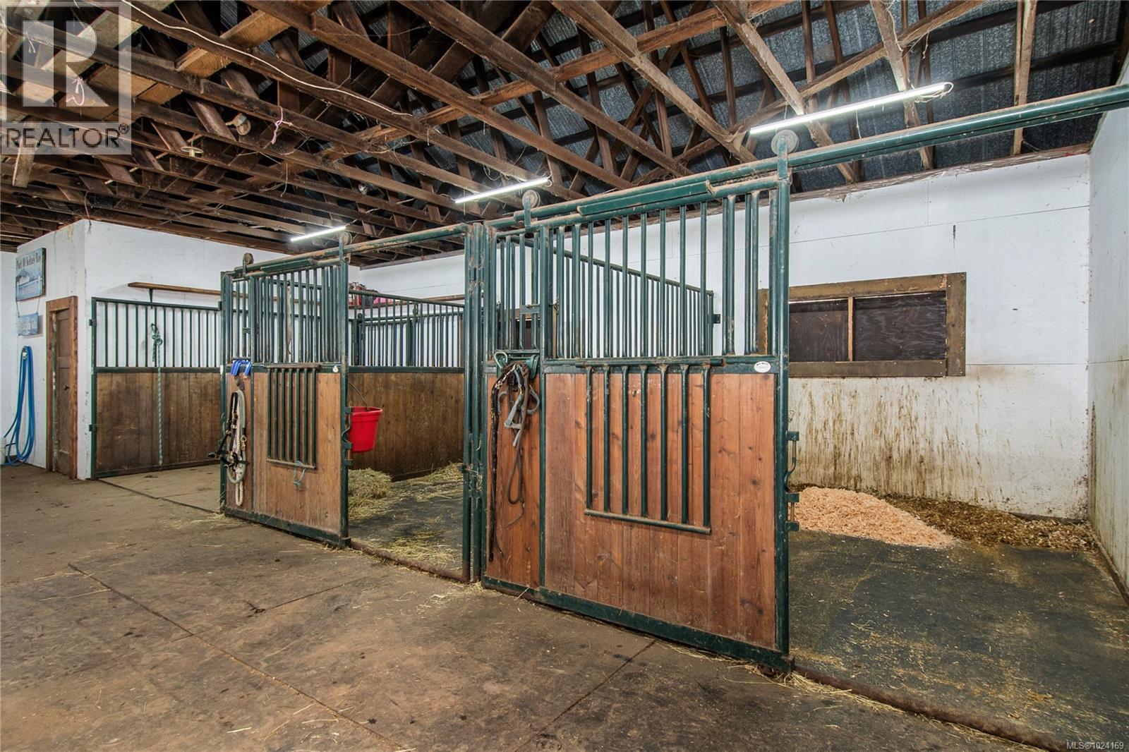 870 Sayward Rd, Sayward