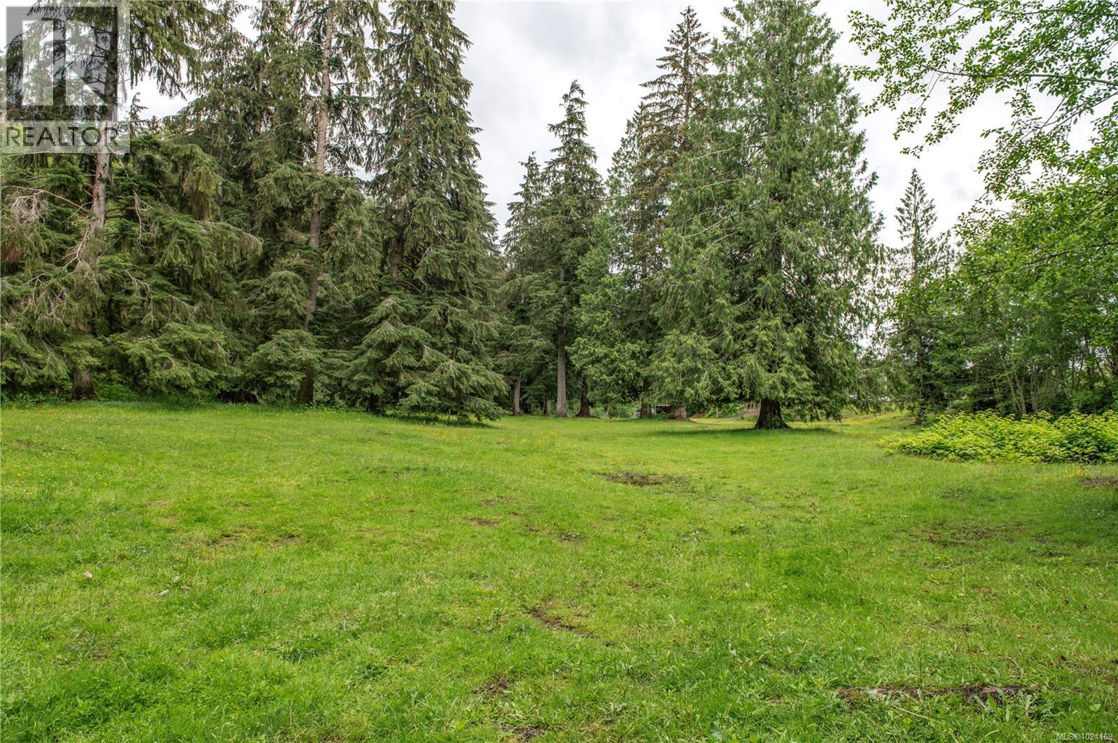 870 Sayward Rd, Sayward