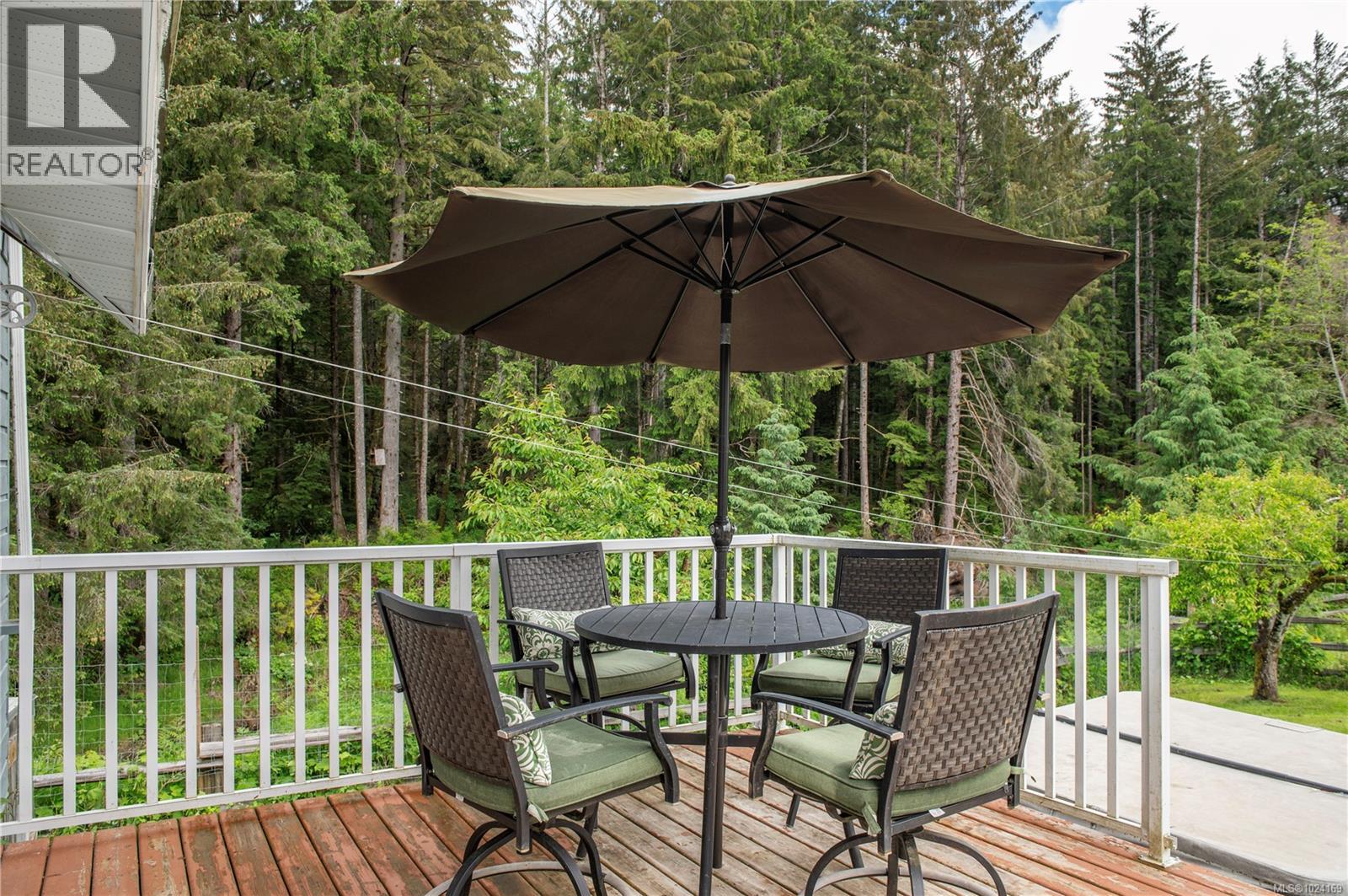 870 Sayward Rd, Sayward