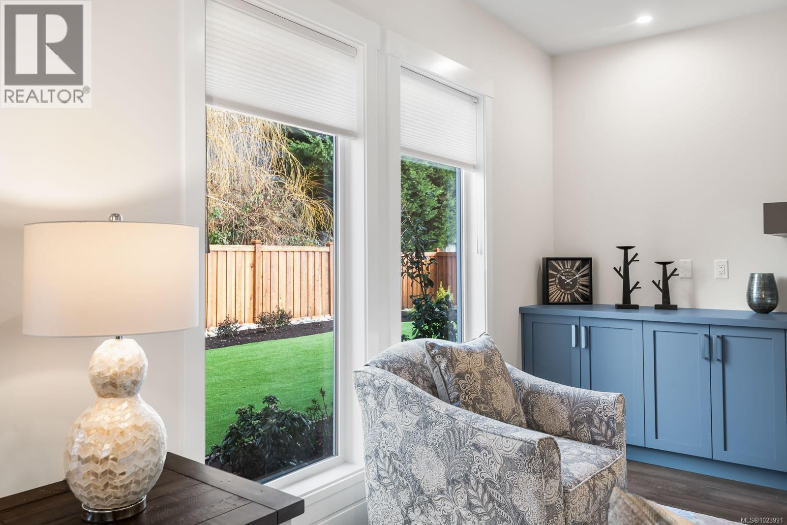 912 Ridgeline Blvd, Parksville