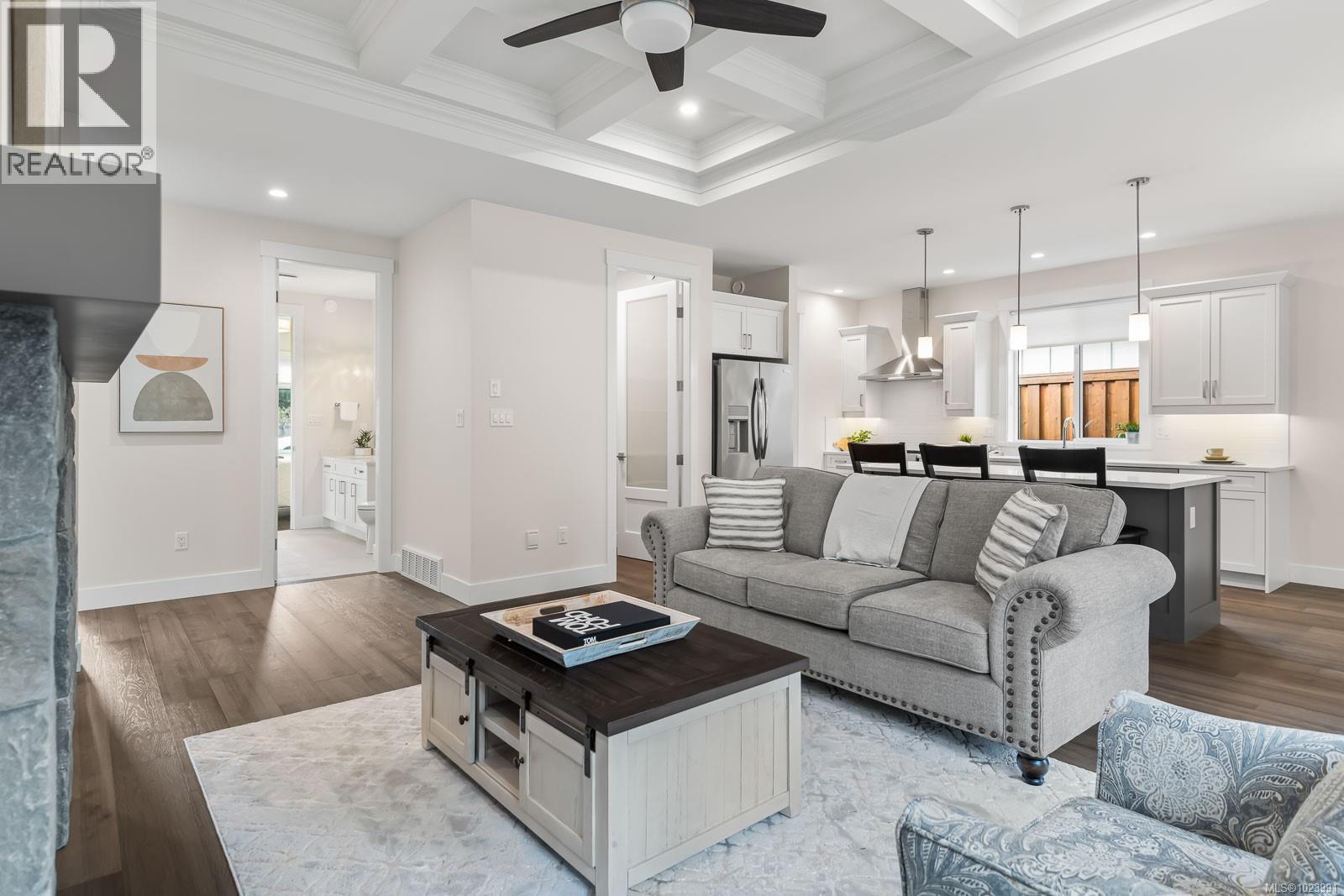 912 Ridgeline Blvd, Parksville