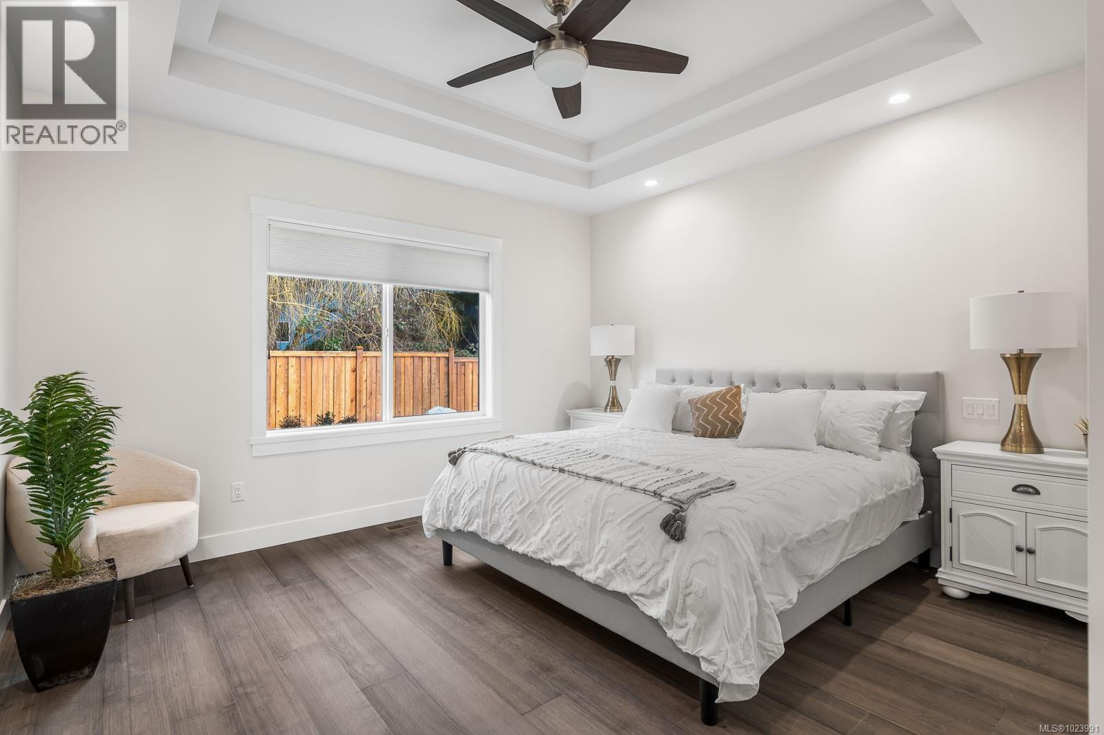 912 Ridgeline Blvd, Parksville