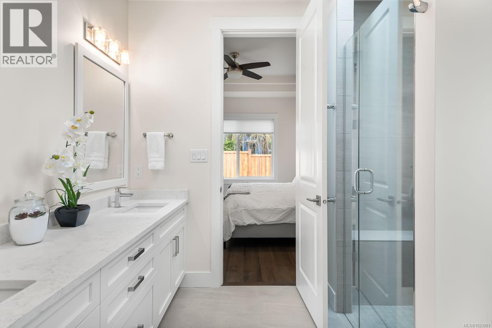 912 Ridgeline Blvd, Parksville