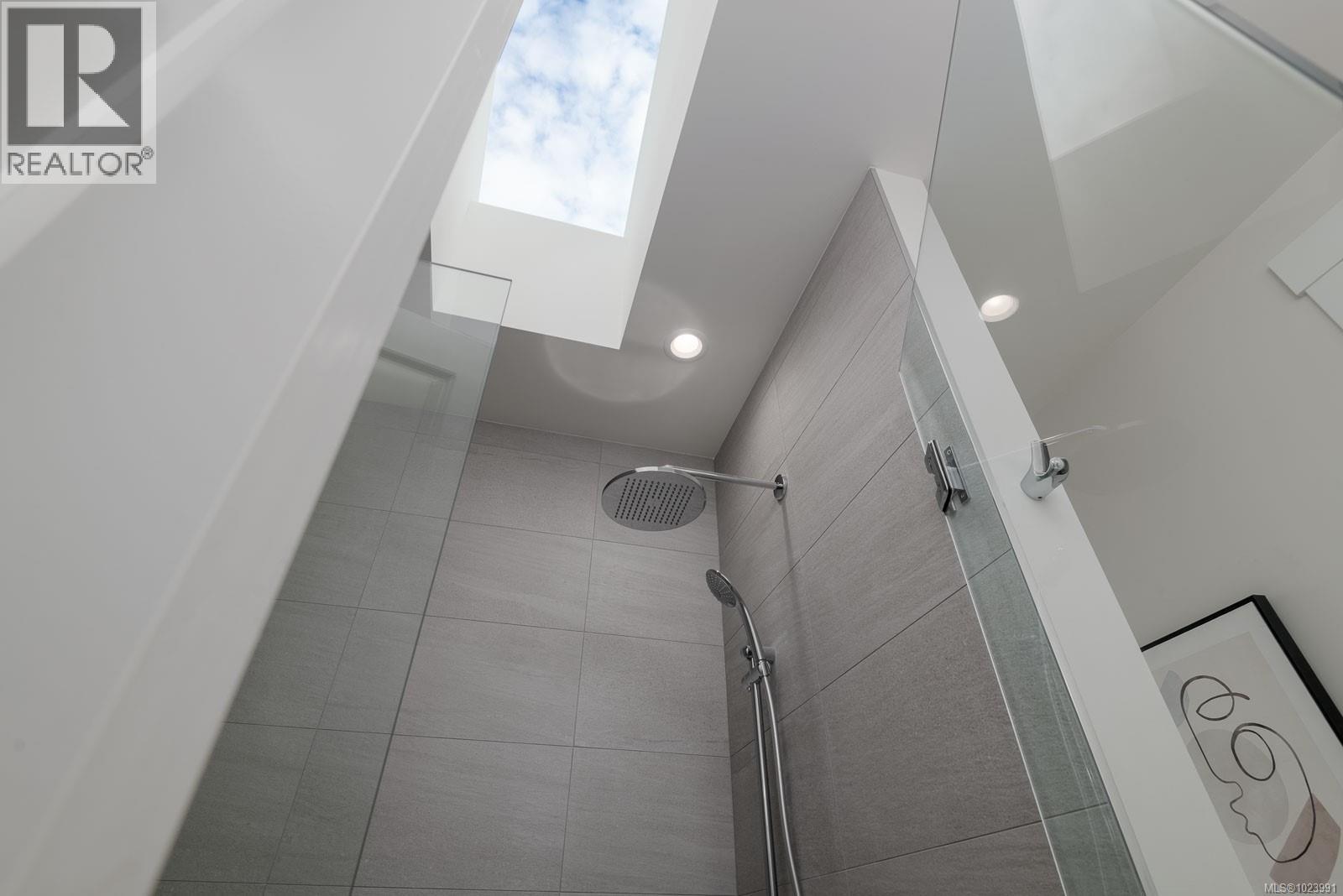 912 Ridgeline Blvd, Parksville