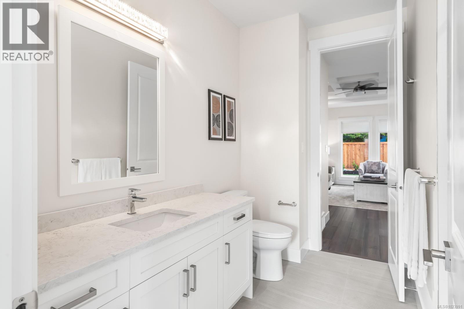 912 Ridgeline Blvd, Parksville