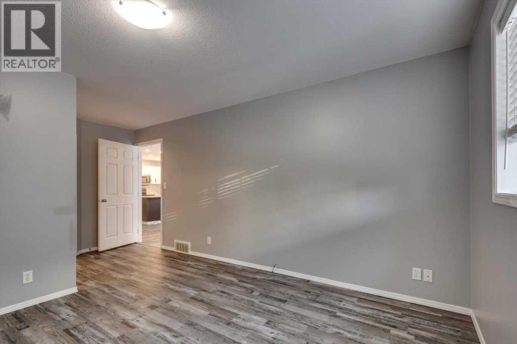 5220 50A Avenue, Sylvan Lake