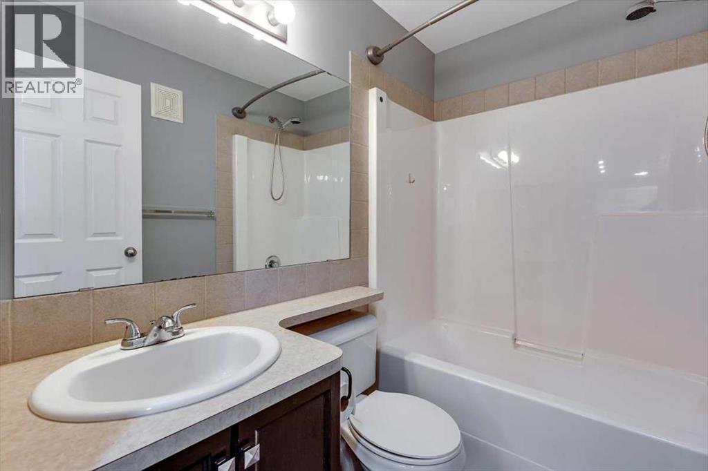 5220 50A Avenue, Sylvan Lake