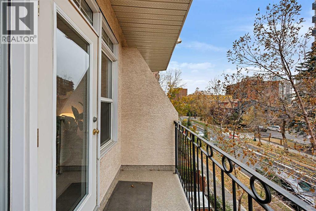 Single Family House for Sale in    Avenue SW Beltline Calgary 