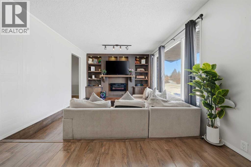 3411 51A Avenue, Innisfail