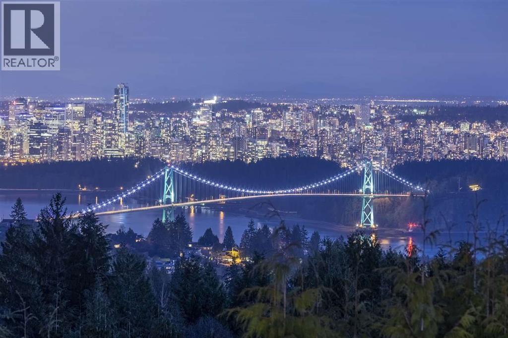 1375 BURNSIDE ROAD, West Vancouver