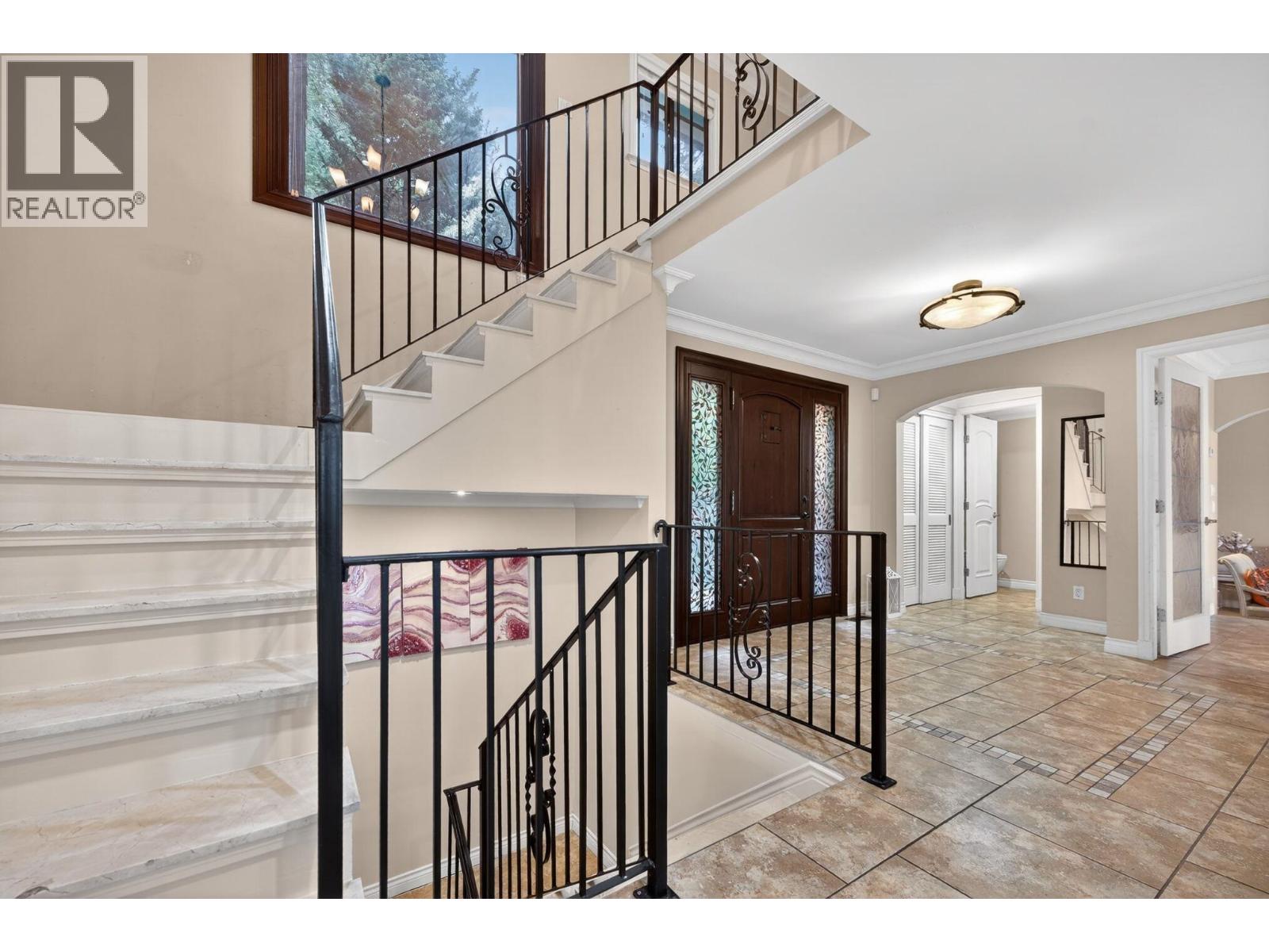 1375 BURNSIDE ROAD, West Vancouver