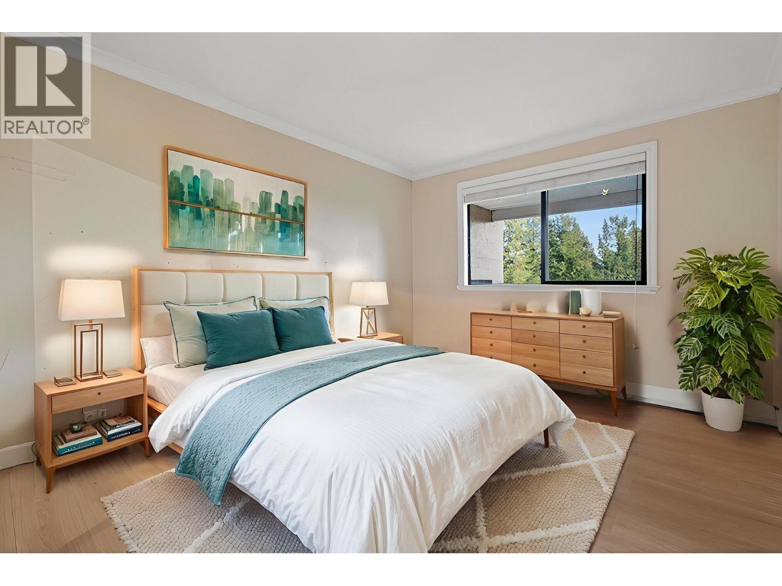 1375 BURNSIDE ROAD, West Vancouver