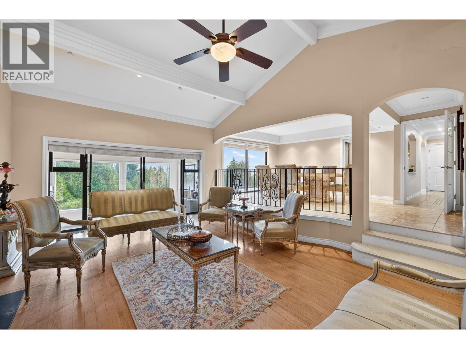 1375 BURNSIDE ROAD, West Vancouver