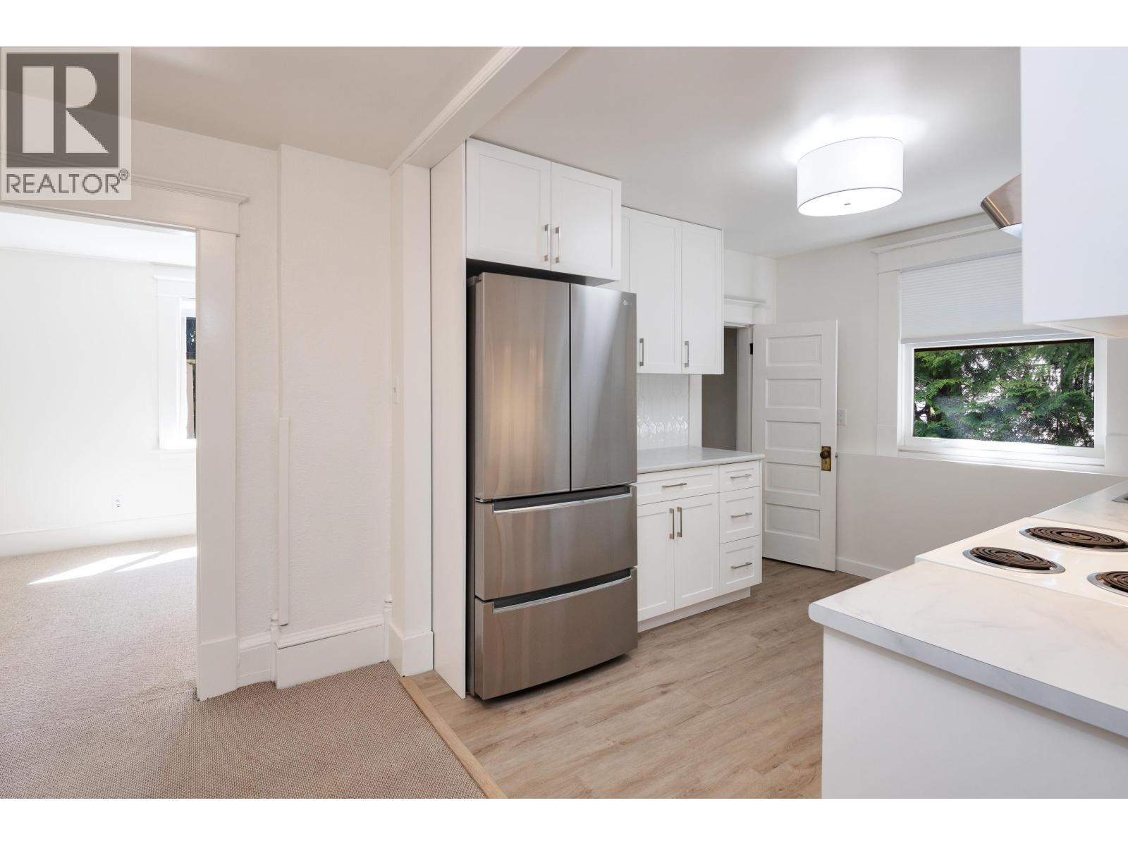 #2 (TOP FLOOR) 2176 W 13 AVENUE, Vancouver