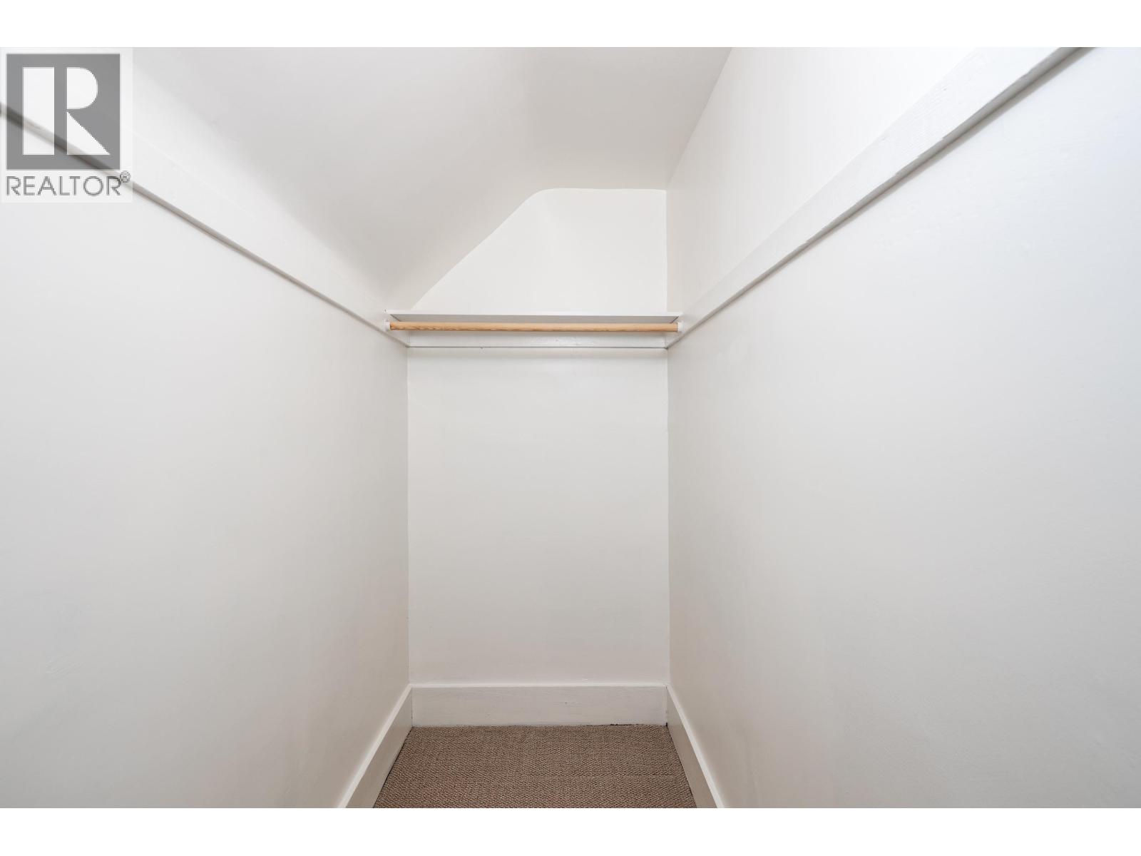 #2 (TOP FLOOR) 2176 W 13 AVENUE, Vancouver