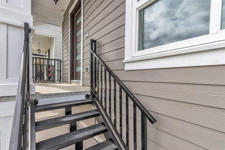 19415 70 AVENUE, Surrey