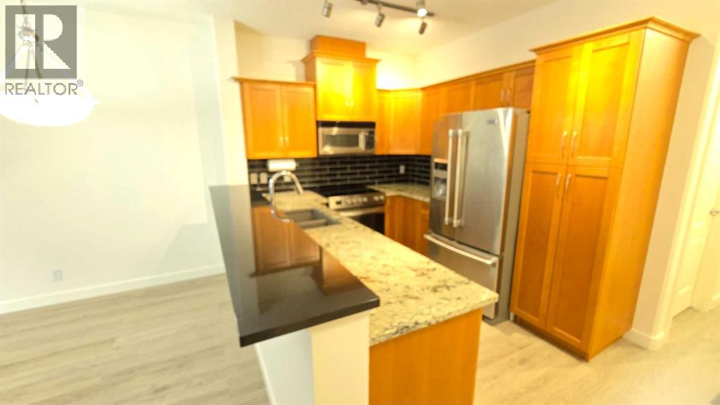 Single Family House for Sale in   Discovery Ridge Close SW Discovery Ridge Calgary 