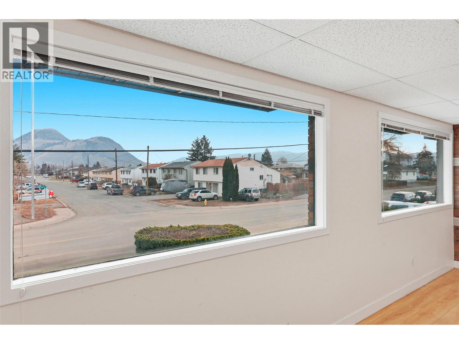 201 1139 12th Street, Kamloops