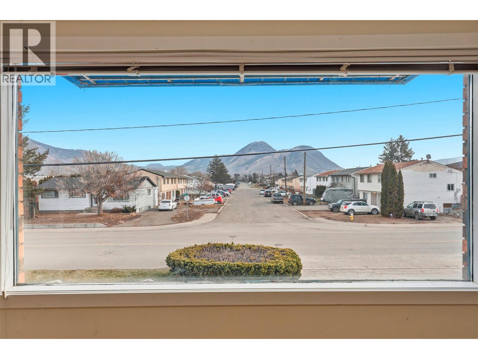 201 1139 12th Street, Kamloops